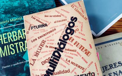 Rescatan obras de mujeres ensayistas del siglo XX:registros olvidados de escritoras chilenas